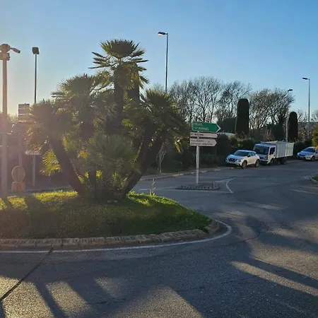 Appartamento Lemon House Location With View Cogolin Esterno foto